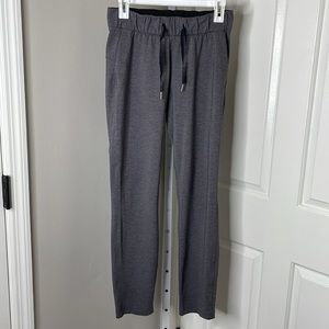 Lululemon On The Fly Pant 28" Sz 4 Heathered Black Full On Luxtreme 4054